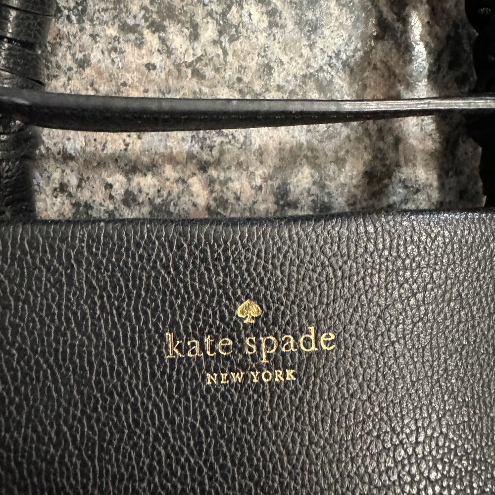 Katie Spade purse - Picture 2 of 12